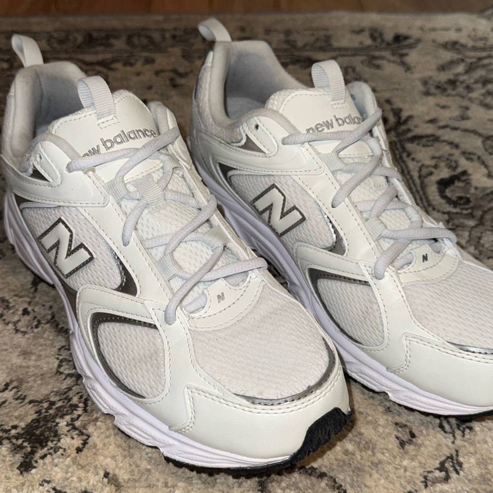 New Balance 408 Sneaker (Women's 9.5)